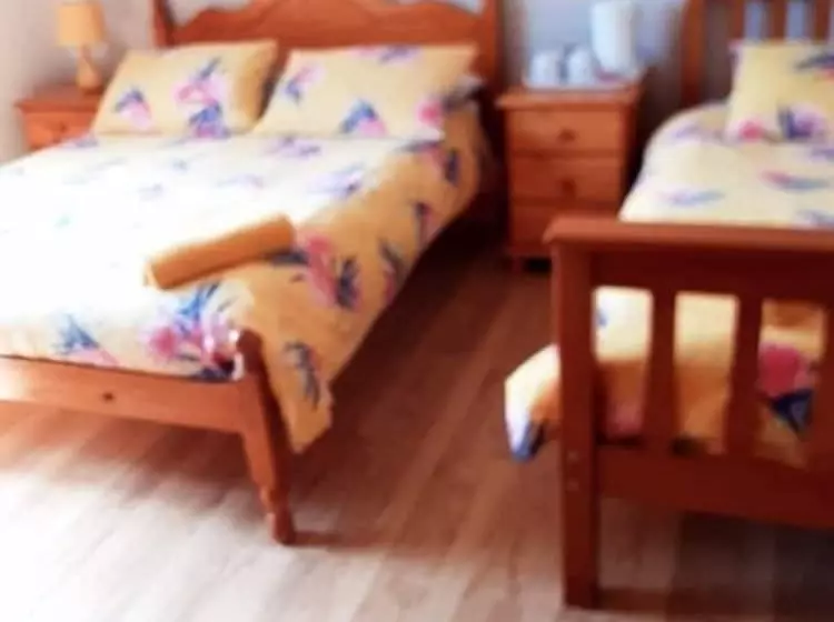 Tara House B&b