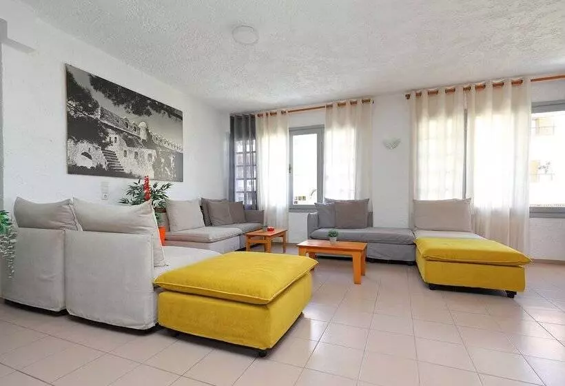 Antiko Hotel & Apartments