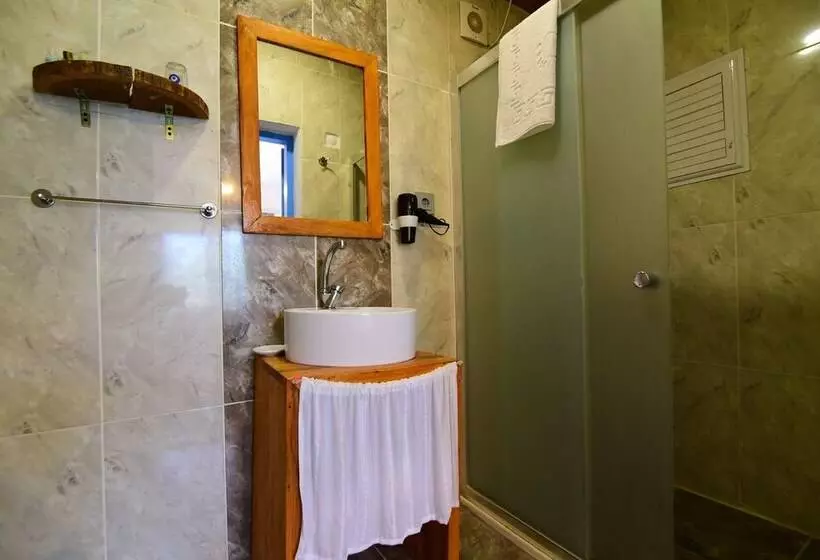 Aamiaismajoitus (B&B) Eleni Pansiyon