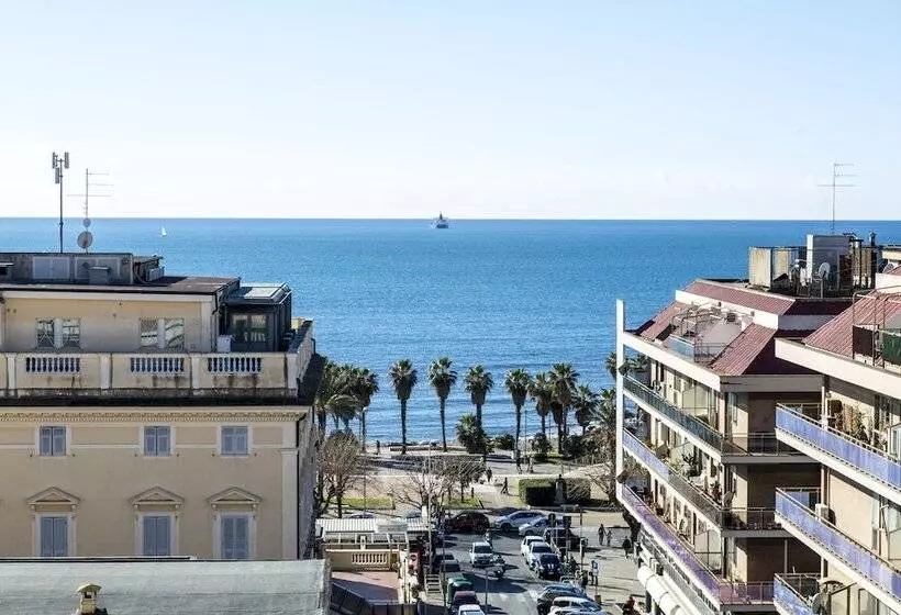 ベッドアンドブレックファースト Tourist Appartment Port Inn. Free Transport Structure Tu Cruise Ship