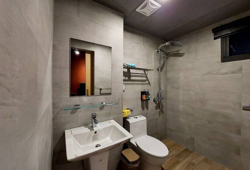 تختخواب و صبحانه Yile Yile