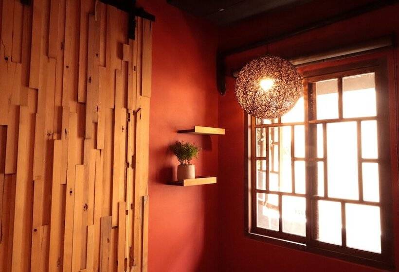 تختخواب و صبحانه Yile Yile