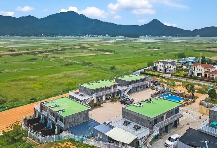 Ganghwa The Starspa Pension