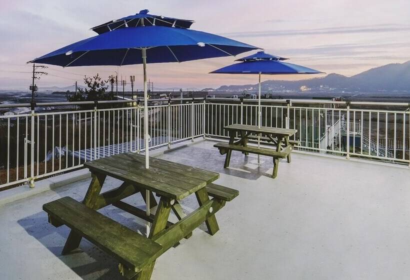 Ganghwa The Starspa Pension