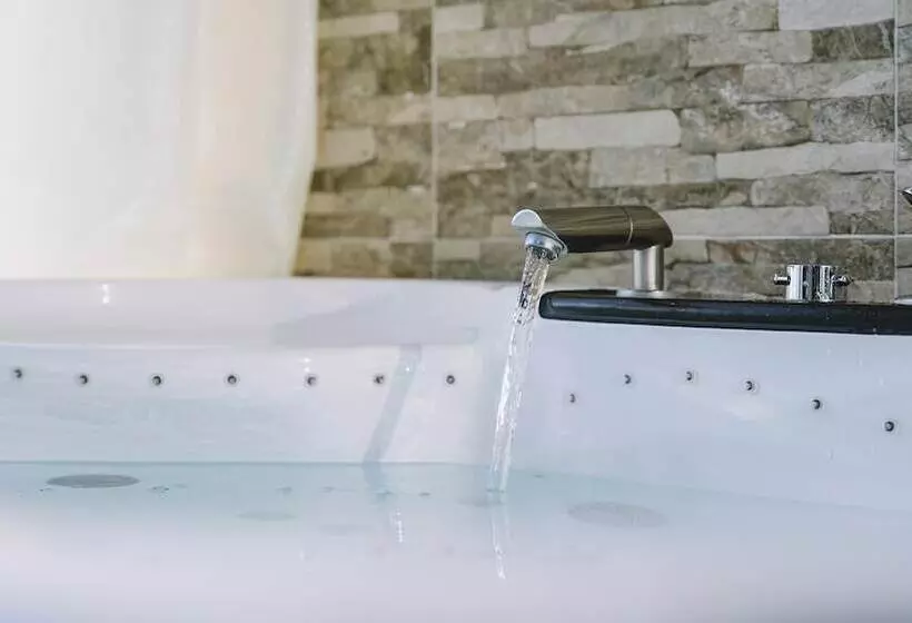 Ganghwa The Starspa Pension