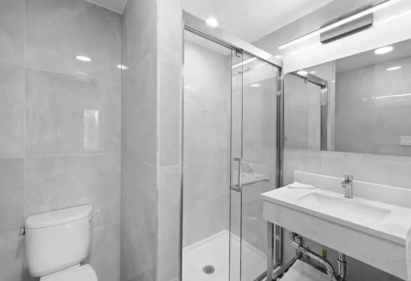 Hotelli 365 Bronx