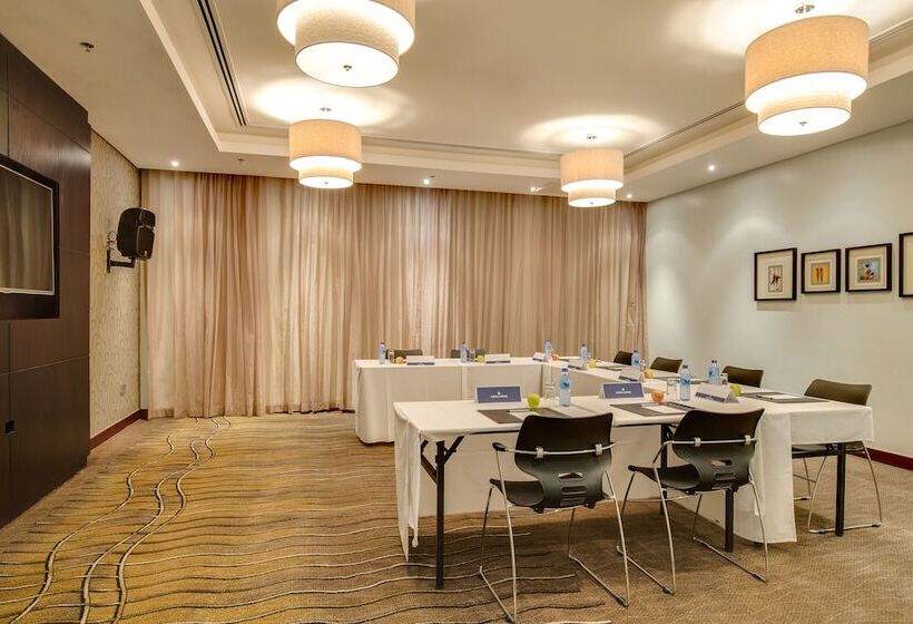 בית מלון כפרי Alliance By Eagles