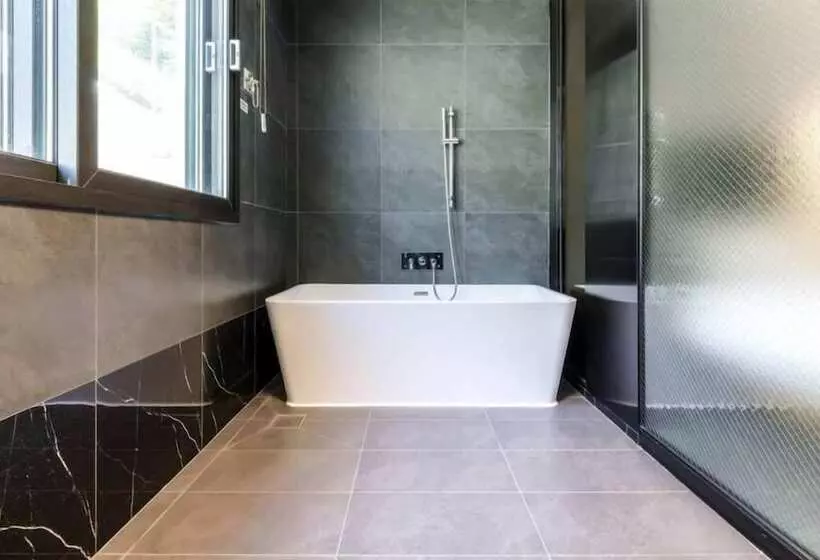 Hotelli Anseong Nomad