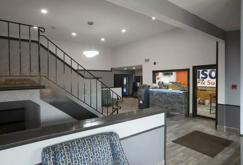 Hotelli Bison Inn And Suites