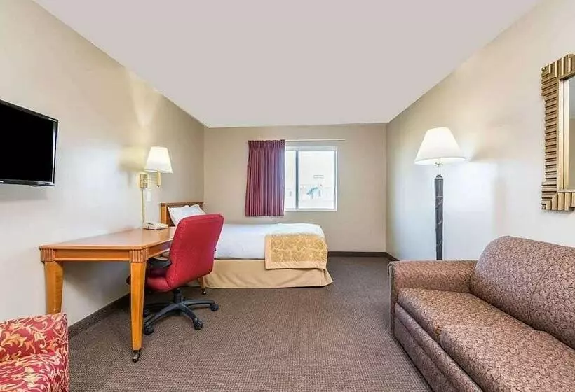 Hotelli Bison Inn And Suites