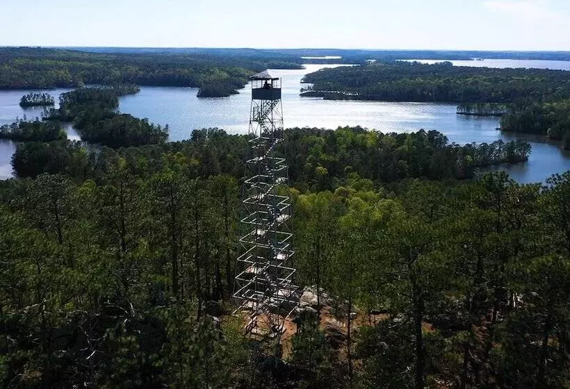 Hotelli Destination Resort