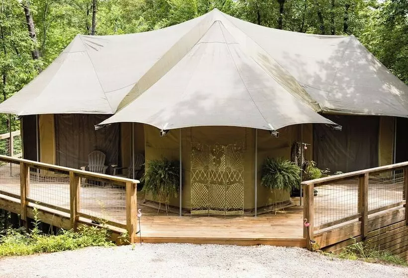 Hotelli Destination Resort