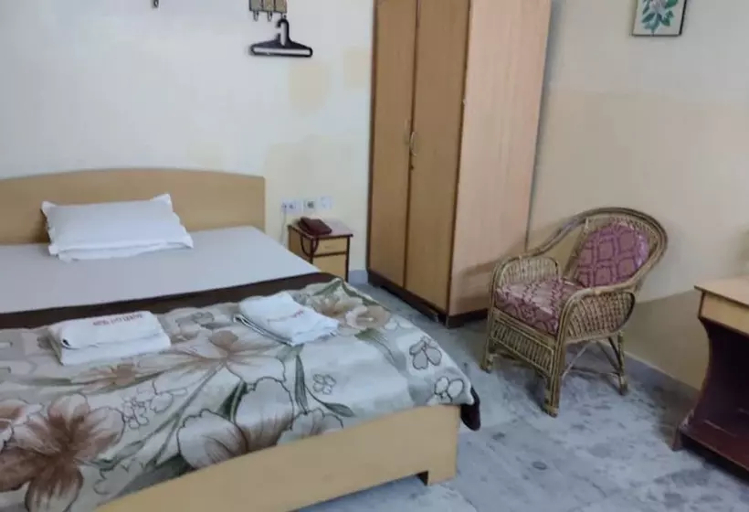 هتل Goroomgo City Centre Agartala