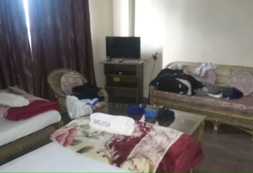 هتل Goroomgo City Centre Agartala