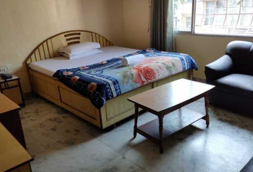 هتل Goroomgo City Centre Agartala