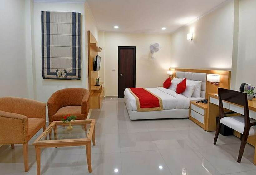 Hotel Goroomgo Delhi Heart Bhawali