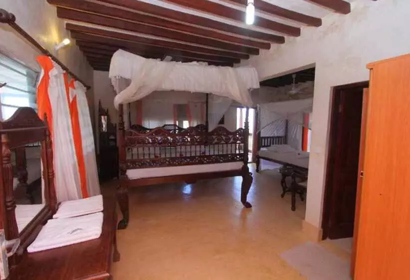 Hotelli Jannataan