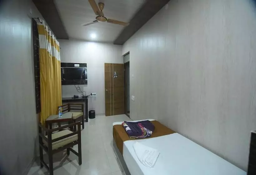 ホテル R Empire Dvanagere