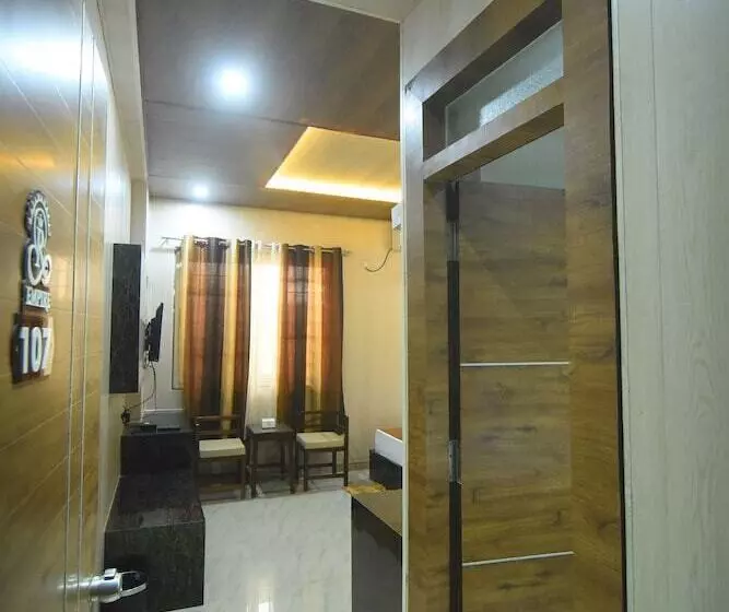 ホテル R Empire Dvanagere