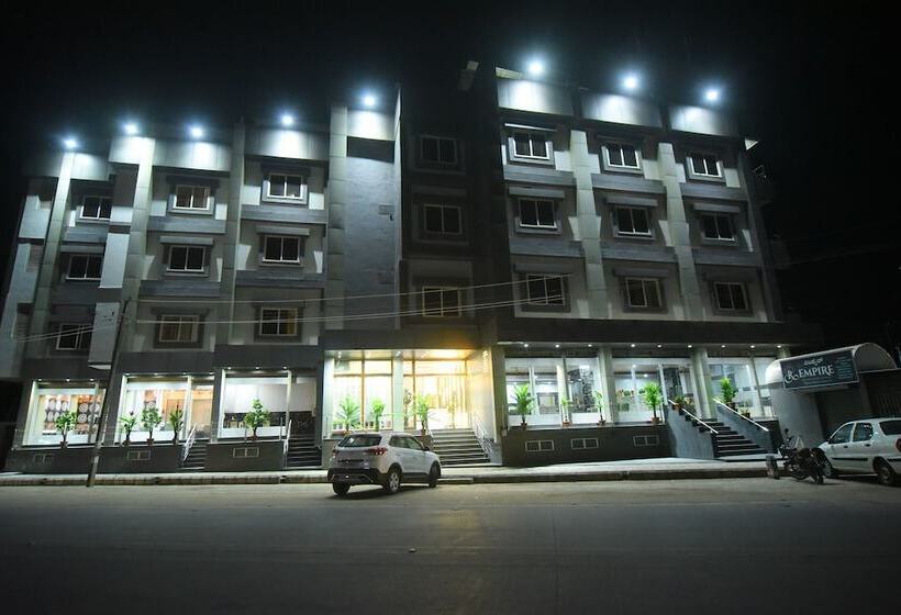 فندق R Empire Dvanagere