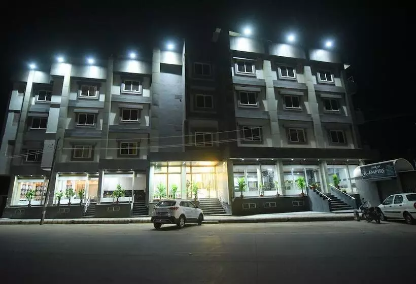 ホテル R Empire Dvanagere