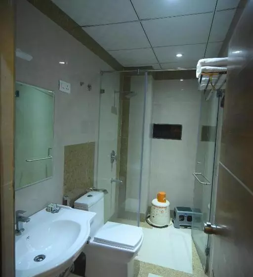 ホテル R Empire Dvanagere