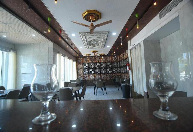 فندق R Empire Dvanagere