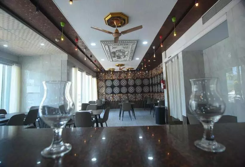 ホテル R Empire Dvanagere