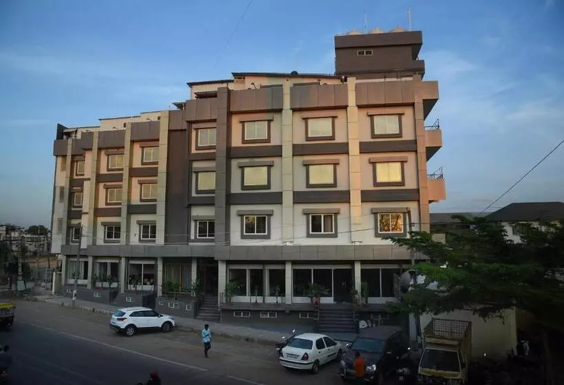 ホテル R Empire Dvanagere