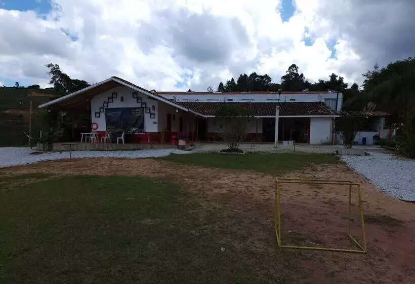 Maaseutuhotelli Hostería Brisas Del Río