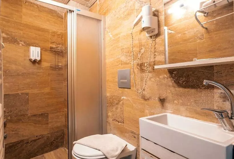Adelya Cave Hotel Apartments