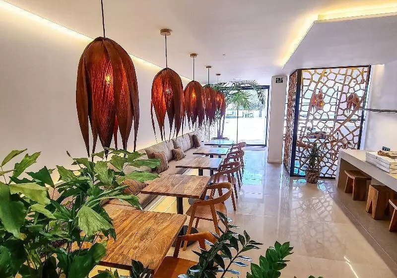 Hotelli S´estancia Suites