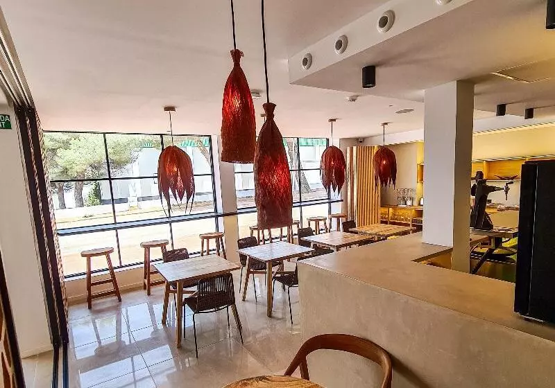 Hotelli S´estancia Suites