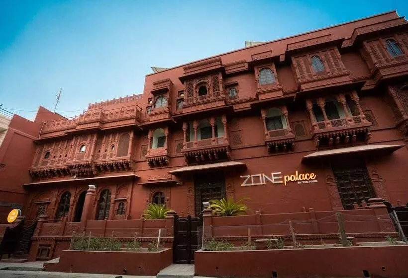 Hotelli Zone Palace By The Park Phalodi