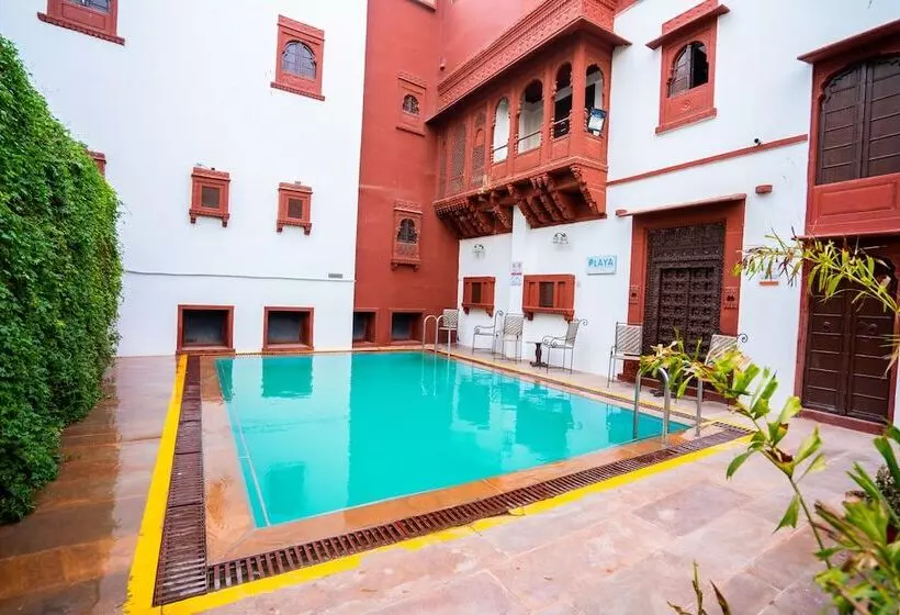 Hotelli Zone Palace By The Park Phalodi