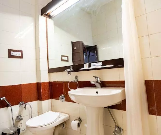 Hotelli Zone Palace By The Park Phalodi