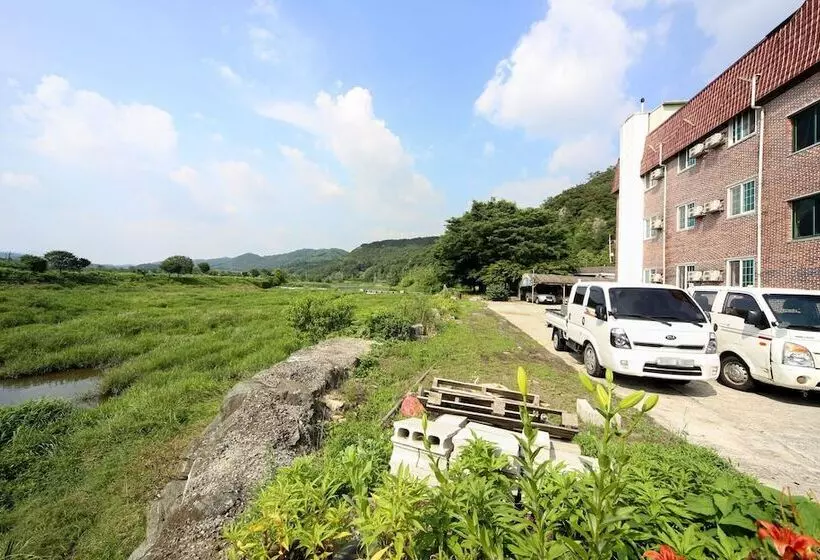 Jangseong Suseok Motel