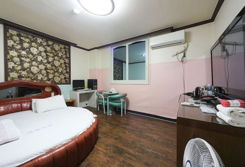 Jangseong Suseok Motel