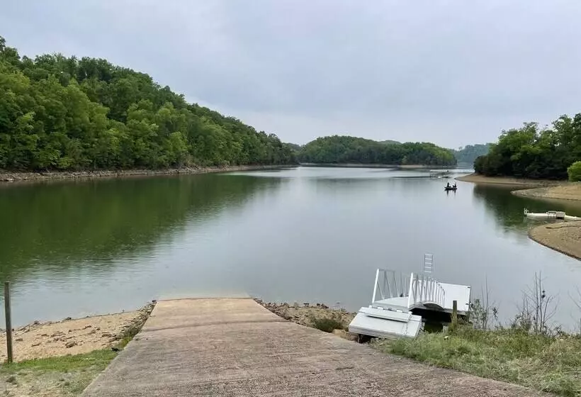 Lakeside Rest