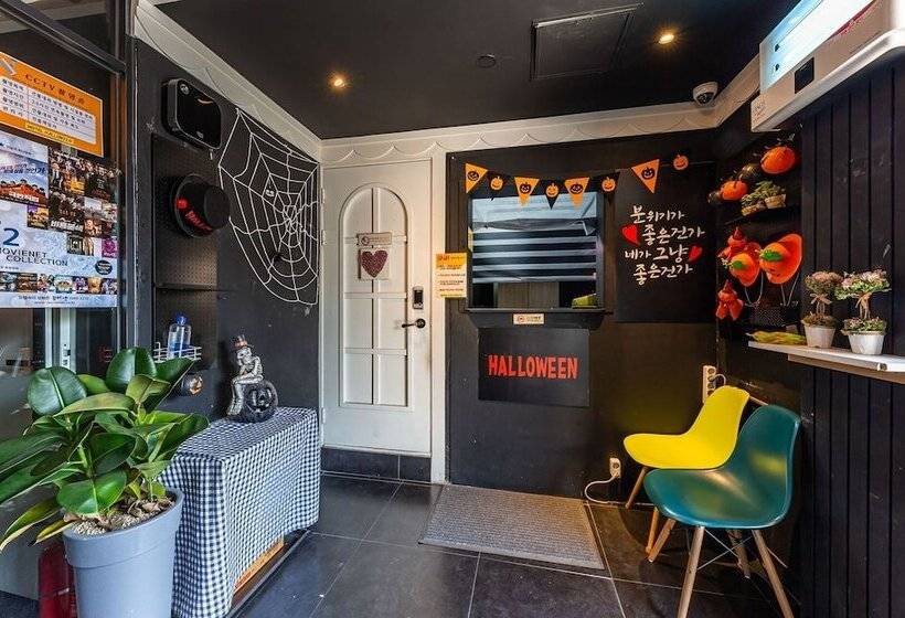 Motel Cheongju Bukmunro Halloween