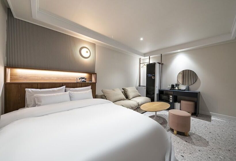 فندق على الطريق Gumi Indong Hotel Won