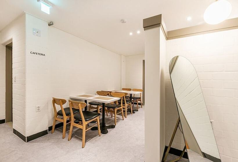 Motel Gyeongju Yam Gyeongju City Hall