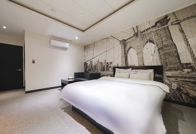 مُتل Incheon D Day