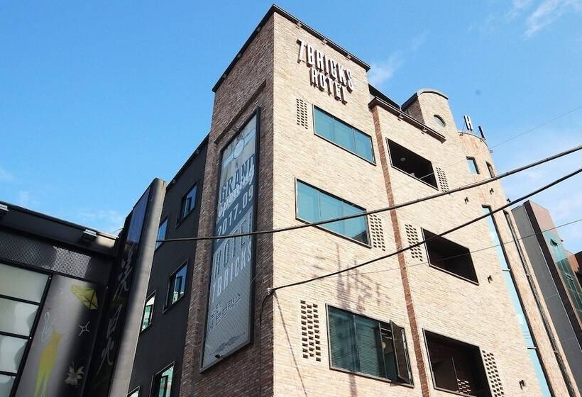 Motel Jinju Seven Brix