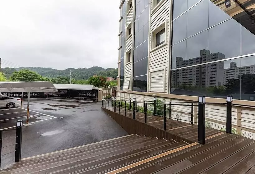 モーテル Okcheon Rivera