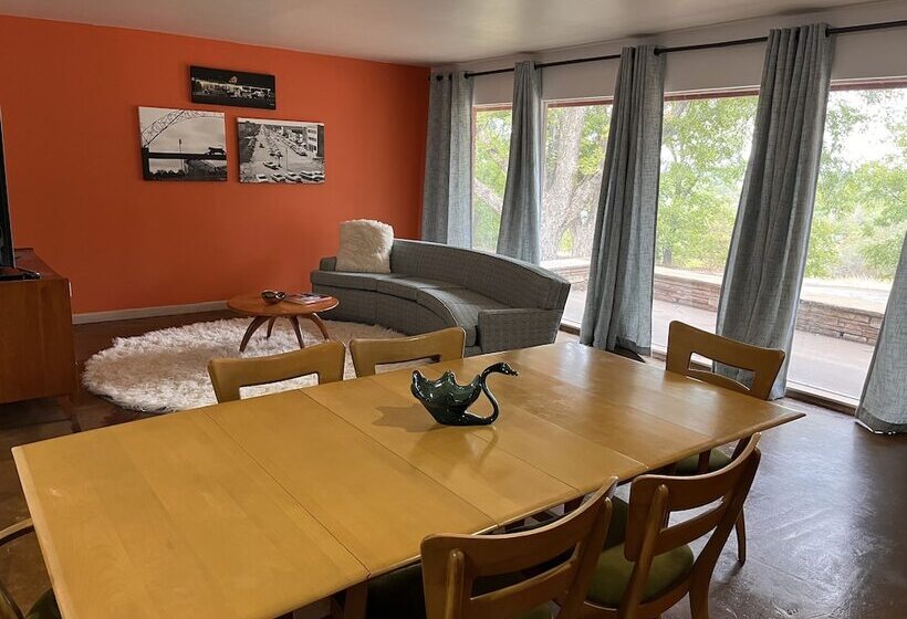 Pansiyon Stardust Retreat