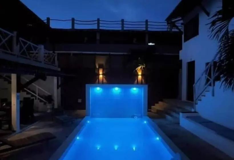 ペンション Vila Moana Jeri