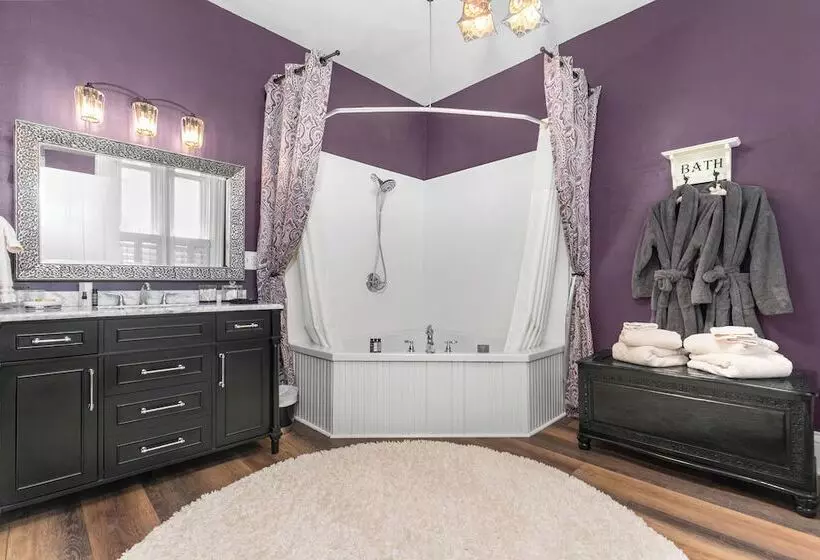 ベッドアンドブレックファースト Braywood Inn