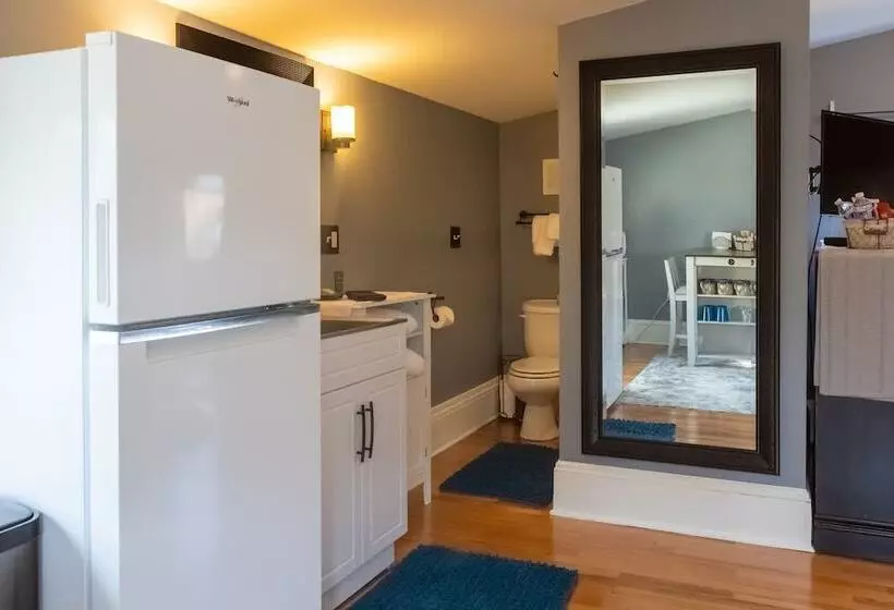 ベッドアンドブレックファースト Braywood Inn