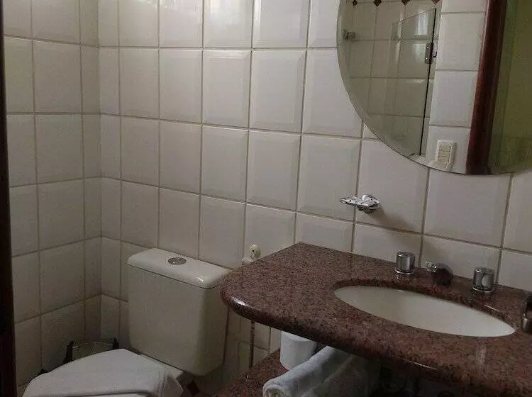 Crystal Plaza Hotel Marista